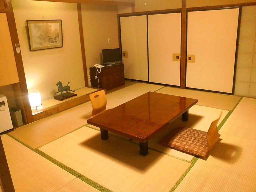 Kamesei Ryokan Chikuma Room photo